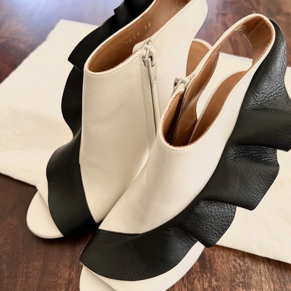 Balenciaga White Black Ruffle Peep Toe Heeled Booties - Size 38 - Picture 5 of 12